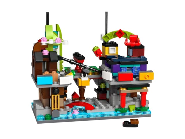 Мікромодель NINJAGO® Ринкова площа