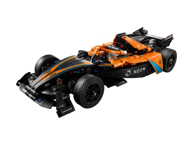 Автомобіль для перегонів NEOM McLaren Formula E