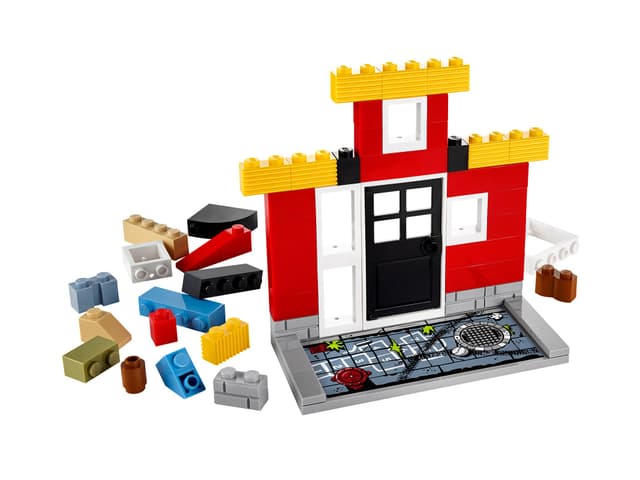 LEGO® FUSION Town Master
