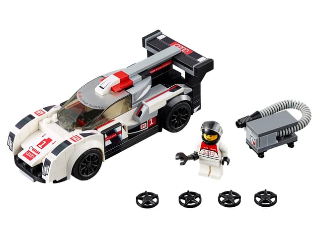 Автомобіль Audi R18 e-tron quattro
