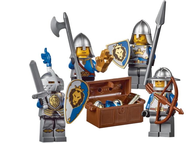 Knights Accessory Set