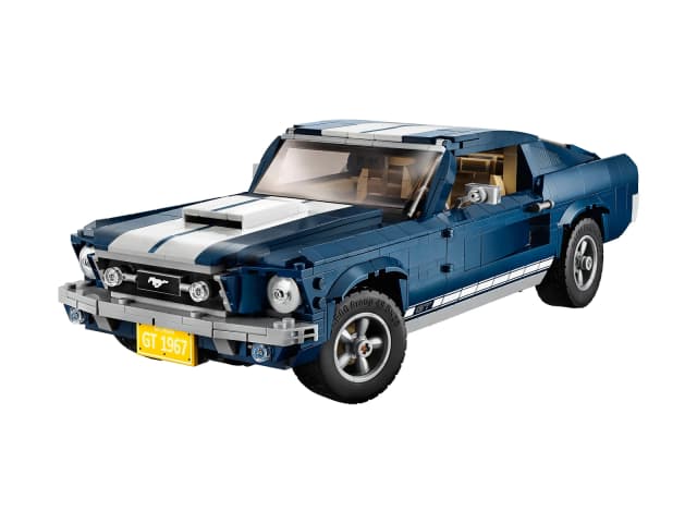 Автомобіль Ford Mustang