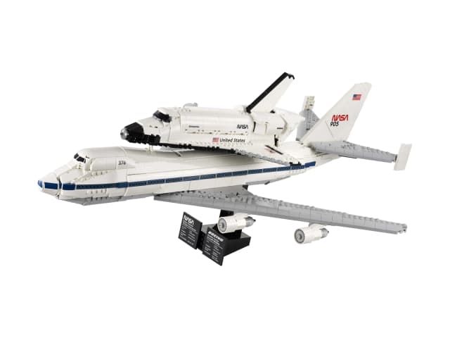 Літак-носій шатлів