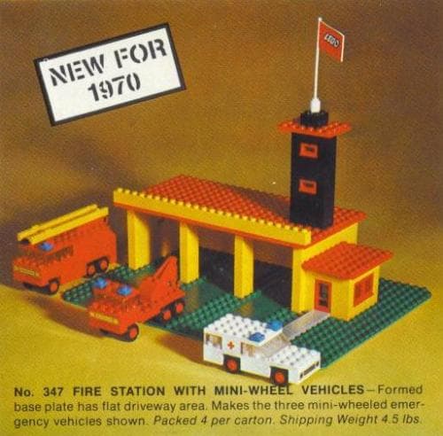 Station with Mini Cars