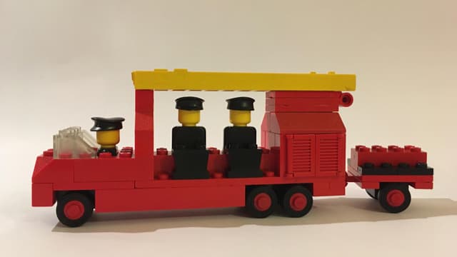 Engine with Firemen
